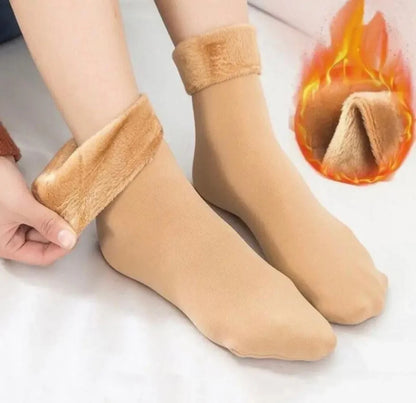 PIJAMA NUBE + 3 PARES CALCETINES DE REGALO